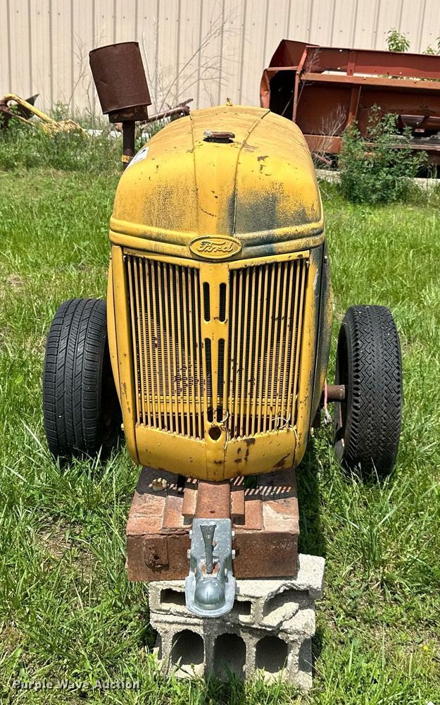 image for item DO4976 Ford  power unit