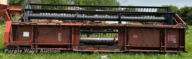 image for item DO4977 International Harvester 820  flex head