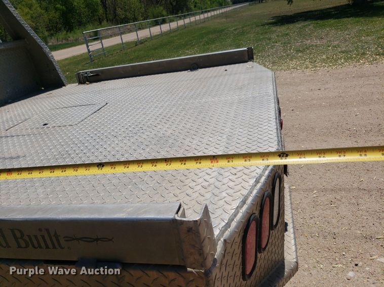 image for item DP7849 2009 GMC Sierra 2500HD  Crew Cab flatbed pickup truck