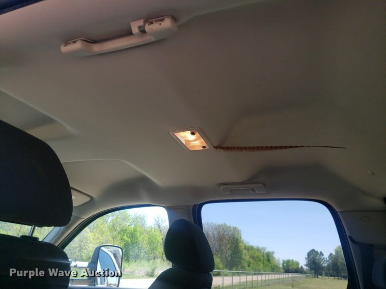 image for item DP7849 2009 GMC Sierra 2500HD  Crew Cab flatbed pickup truck