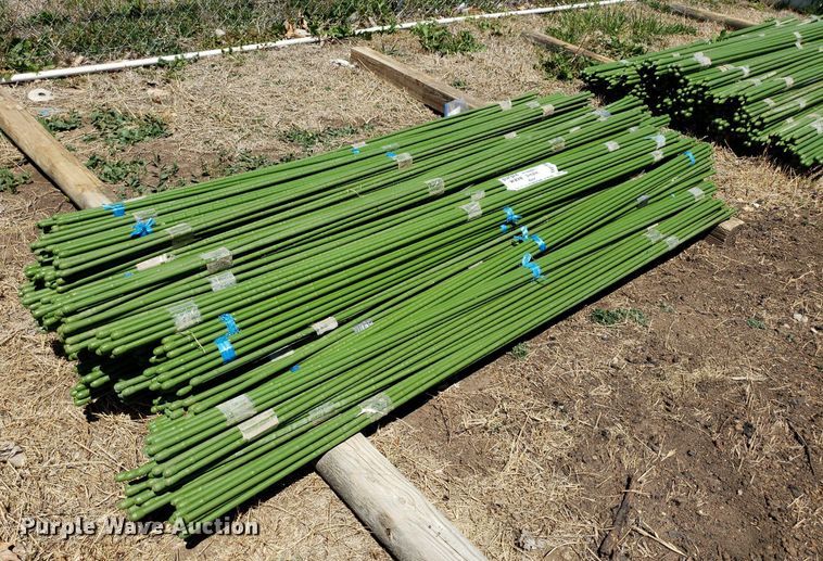 image for item DP7861 Approximately 660 landscape stakes