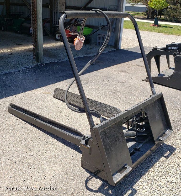 image for item DP7862 DPM Nursery Jaws 2  skid steer nursery jaws