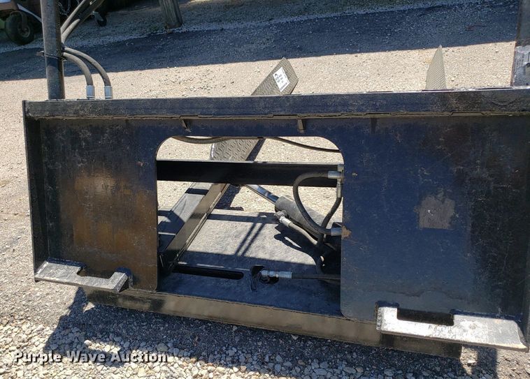 image for item DP7862 DPM Nursery Jaws 2  skid steer nursery jaws