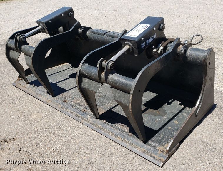 image for item DP7863 Bobcat 7168339  skid steer grapple bucket