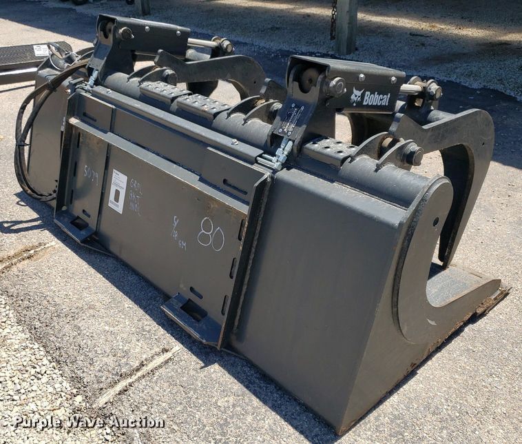 image for item DP7863 Bobcat 7168339  skid steer grapple bucket