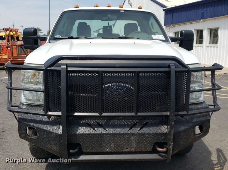 image for item DP7870 2013 Ford F250 Super Duty  SuperCab pickup truck