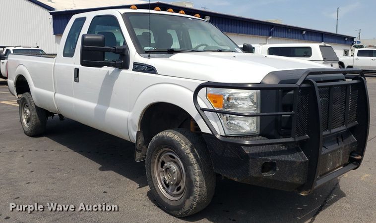 image for item DP7870 2013 Ford F250 Super Duty  SuperCab pickup truck