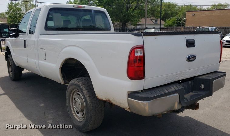 image for item DP7870 2013 Ford F250 Super Duty  SuperCab pickup truck