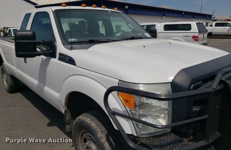 image for item DP7870 2013 Ford F250 Super Duty  SuperCab pickup truck