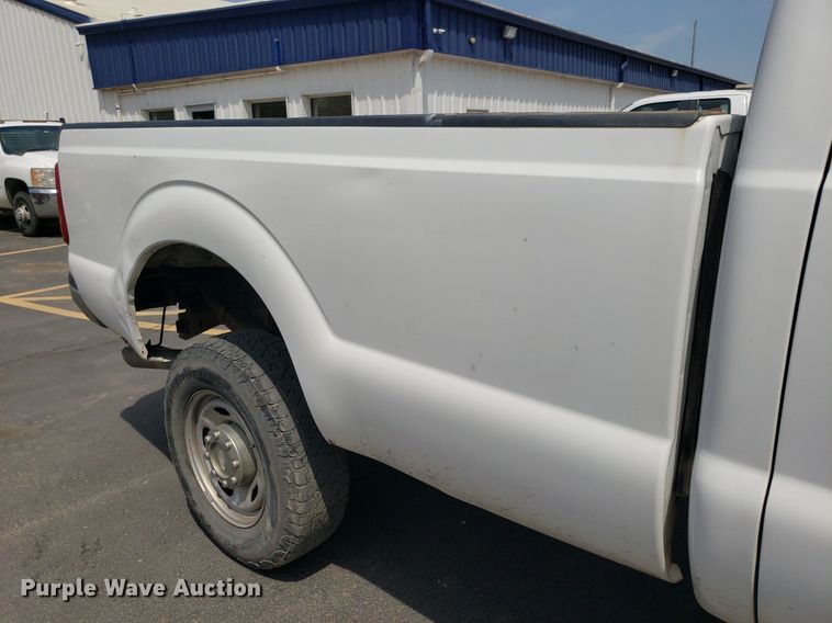 image for item DP7870 2013 Ford F250 Super Duty  SuperCab pickup truck