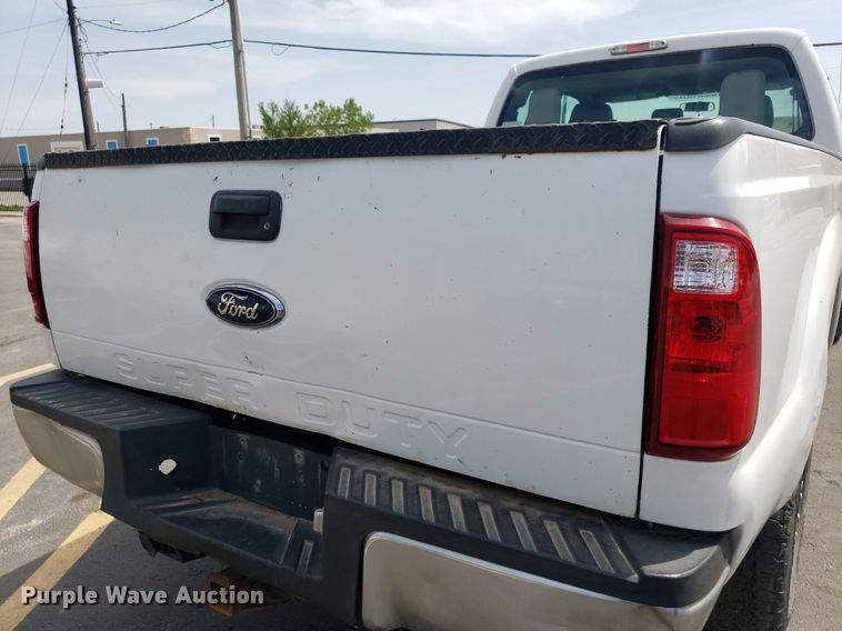 image for item DP7870 2013 Ford F250 Super Duty  SuperCab pickup truck