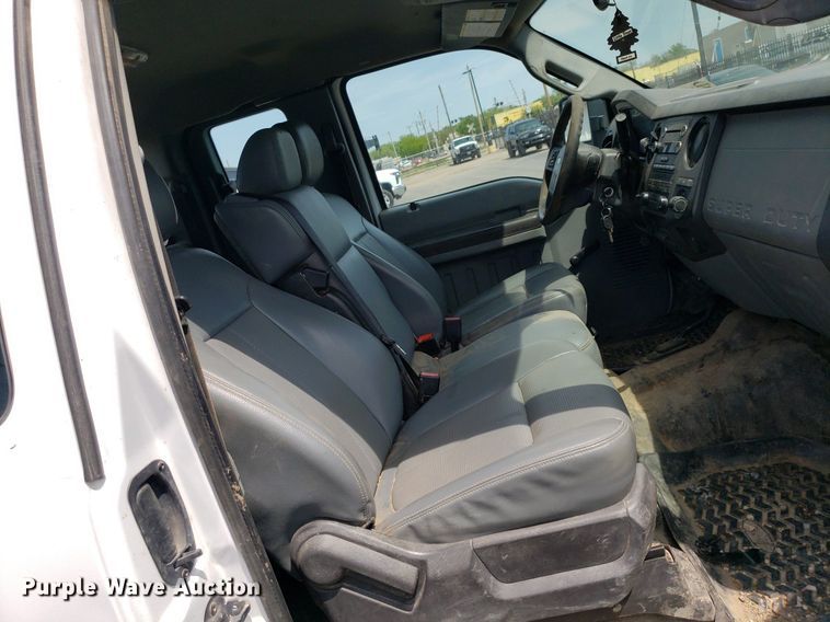 image for item DP7870 2013 Ford F250 Super Duty  SuperCab pickup truck