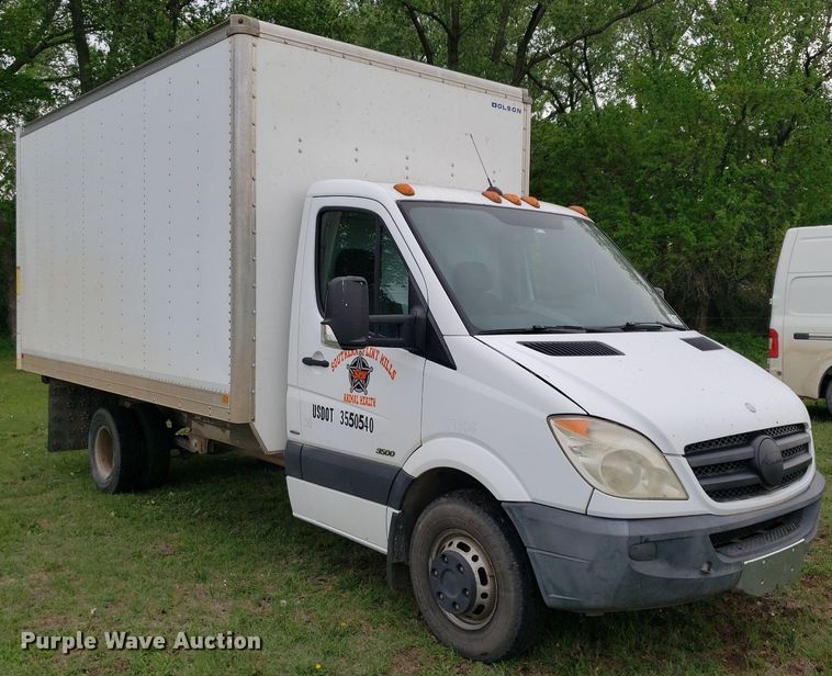 image for item DP7875 2011 Mercedes Benz Sprinter  box truck