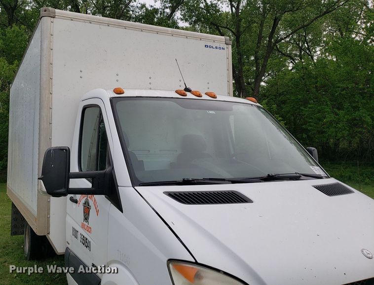 image for item DP7875 2011 Mercedes Benz Sprinter  box truck