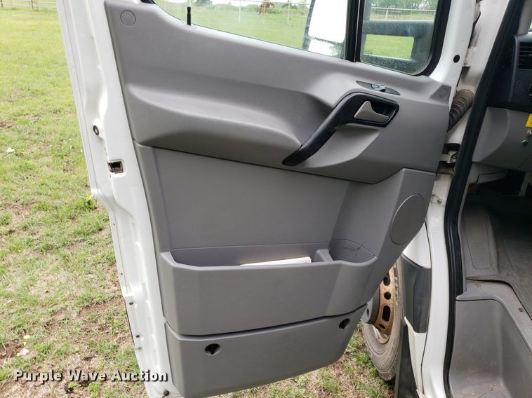 image for item DP7875 2011 Mercedes Benz Sprinter  box truck