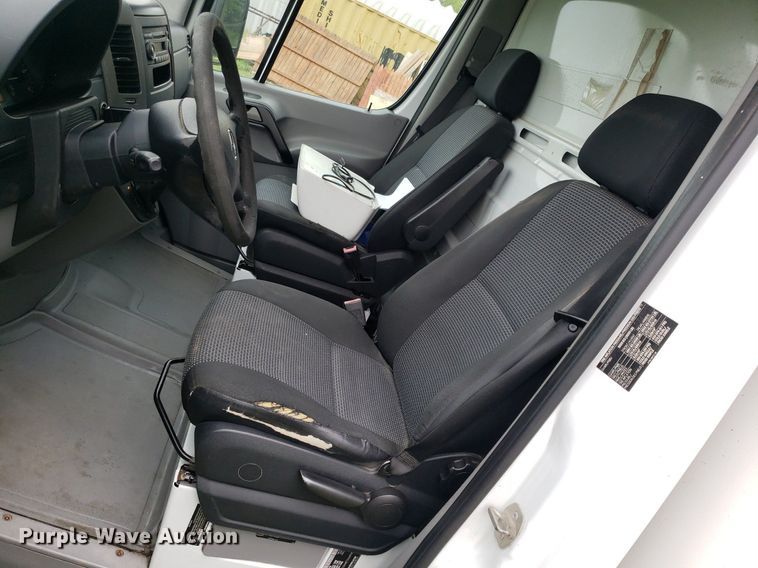 image for item DP7875 2011 Mercedes Benz Sprinter  box truck