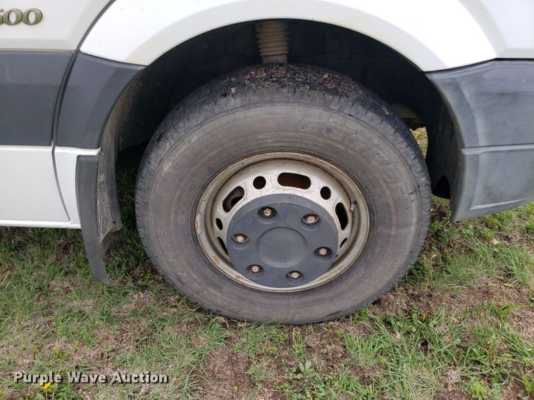 image for item DP7875 2011 Mercedes Benz Sprinter  box truck