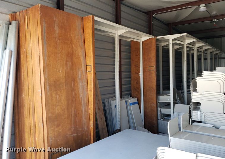 image for item DP7877 Metal shelving