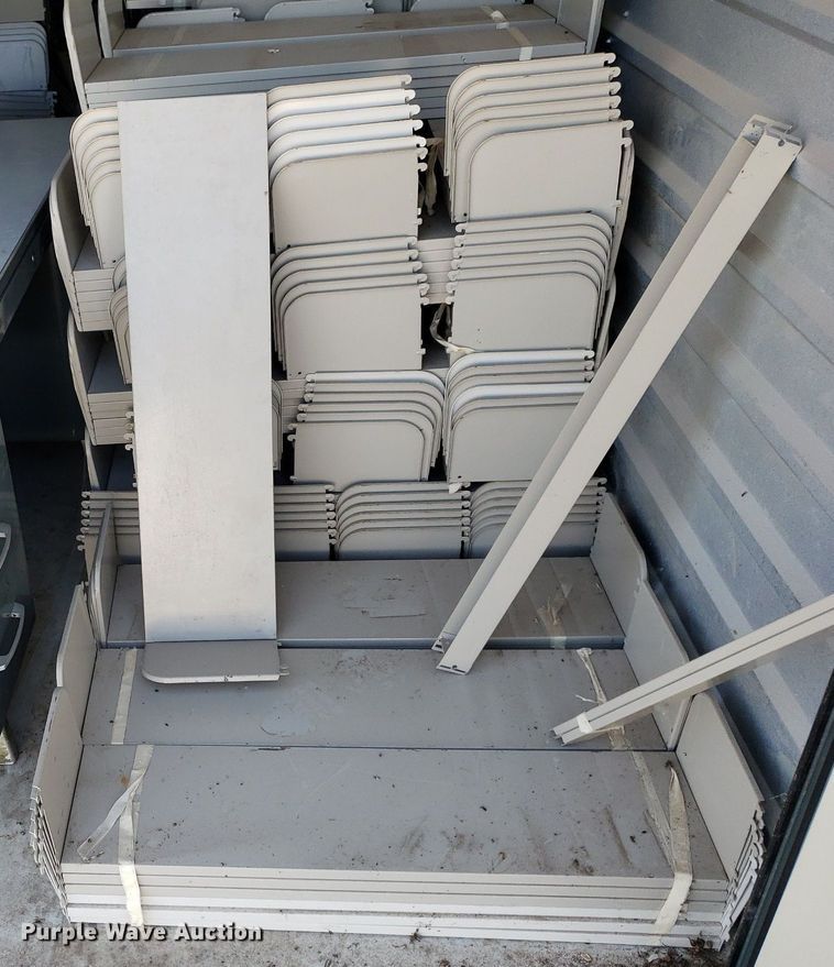 image for item DP7877 Metal shelving