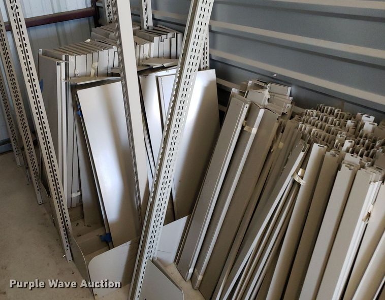 image for item DP7877 Metal shelving