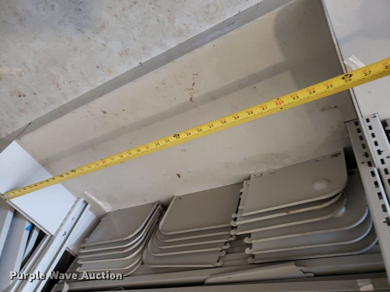 image for item DP7877 Metal shelving