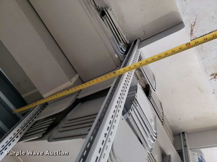 image for item DP7877 Metal shelving