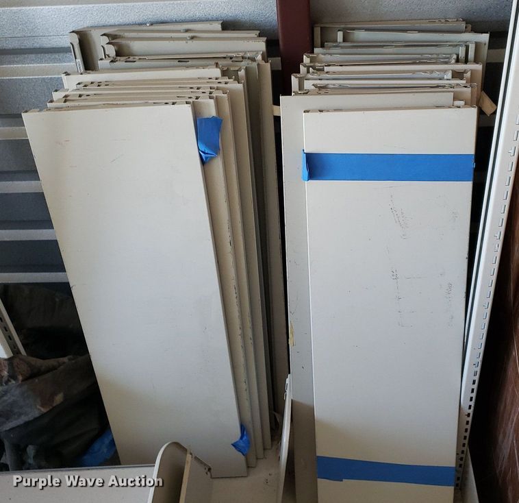 image for item DP7877 Metal shelving