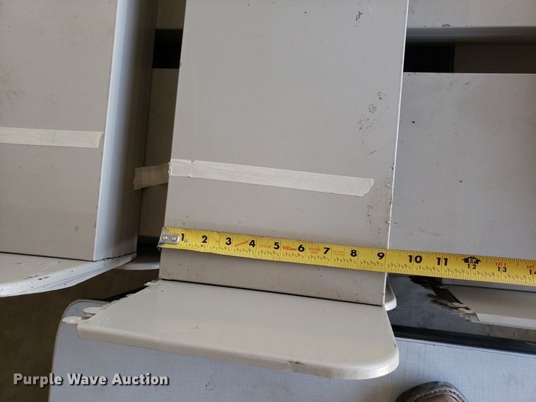 image for item DP7877 Metal shelving