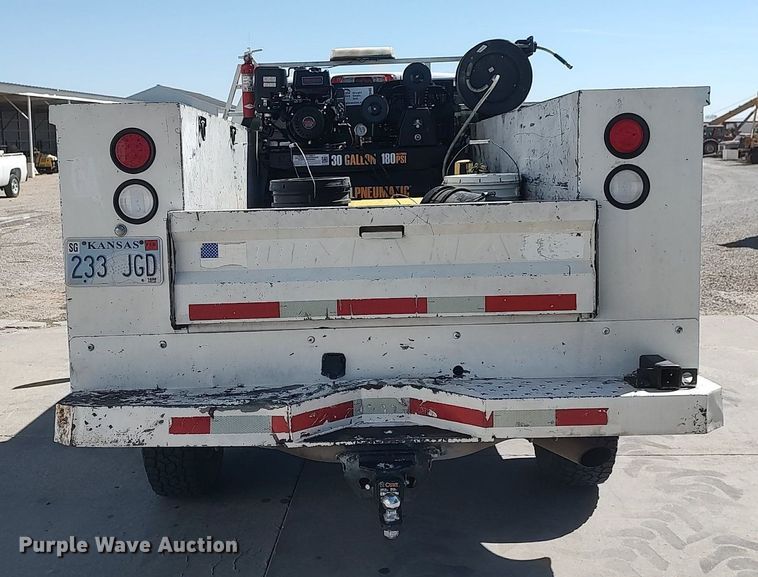 image for item DQ0482 2016 Chevrolet Silverado 2500HD  utility bed pickup truck