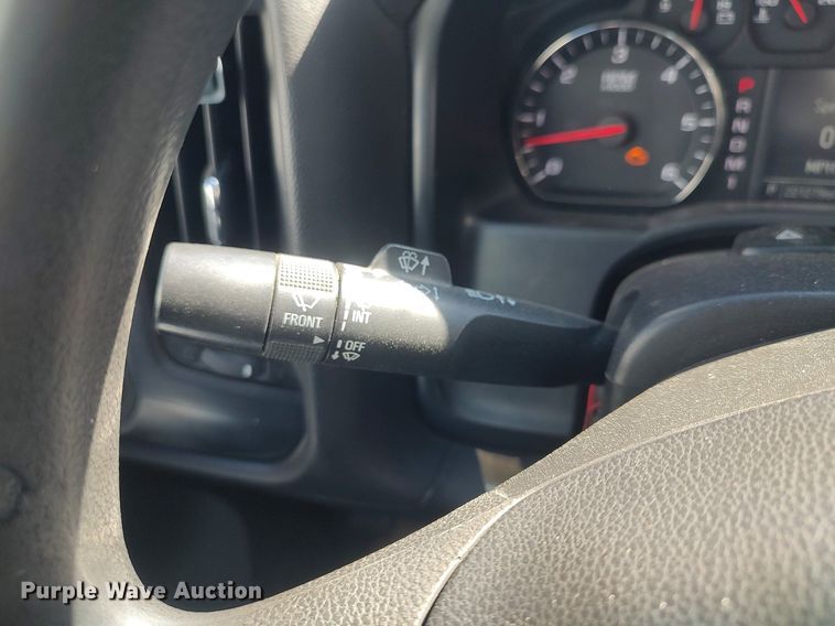 image for item DQ0482 2016 Chevrolet Silverado 2500HD  utility bed pickup truck