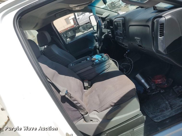 image for item DQ0482 2016 Chevrolet Silverado 2500HD  utility bed pickup truck