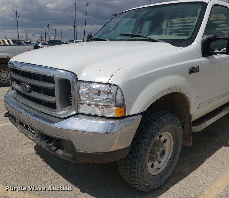 image for item DQ0568 2003 Ford F350 Super Duty  SuperCab pickup truck