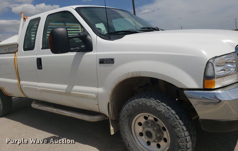 image for item DQ0568 2003 Ford F350 Super Duty  SuperCab pickup truck