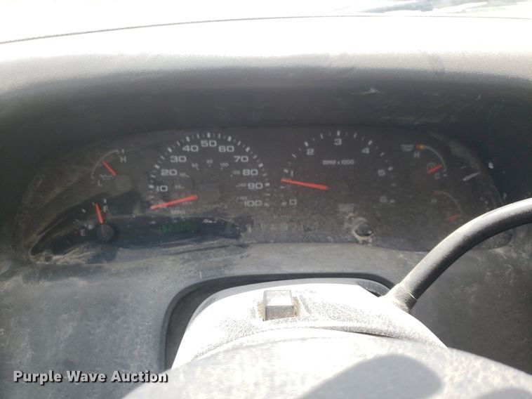 image for item DQ0568 2003 Ford F350 Super Duty  SuperCab pickup truck