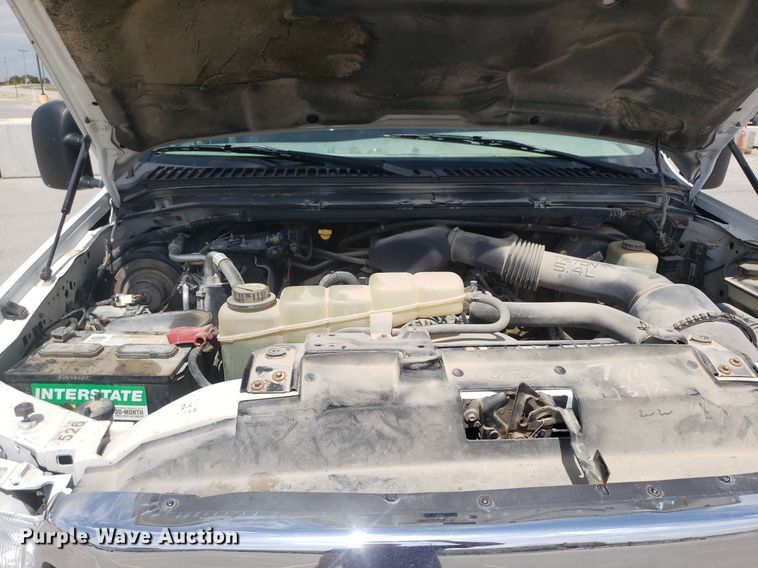 image for item DQ0568 2003 Ford F350 Super Duty  SuperCab pickup truck