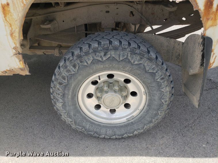 image for item DQ0568 2003 Ford F350 Super Duty  SuperCab pickup truck