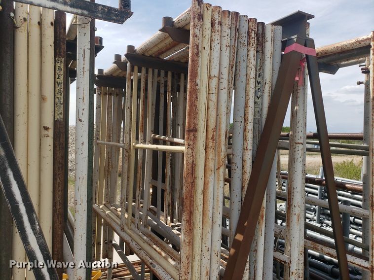 image for item DQ0570 Scaffolding