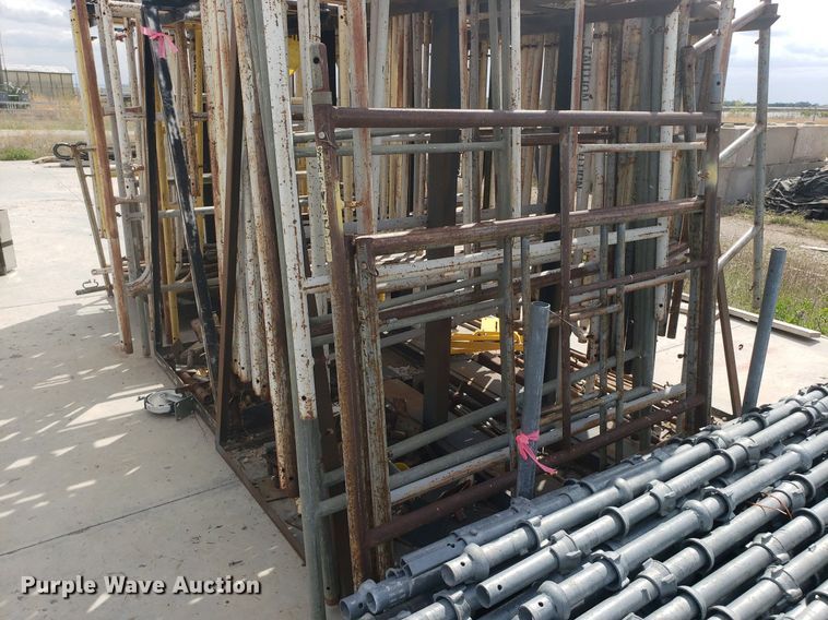 image for item DQ0570 Scaffolding