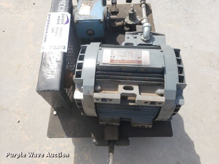 image for item DQ0573 General Electric  pressure tester