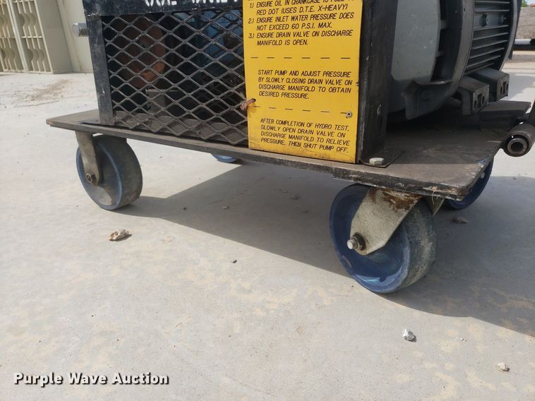 image for item DQ0573 General Electric  pressure tester