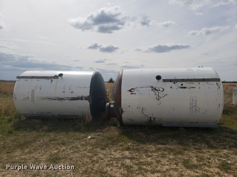 image for item DQ0575 (8) tanks