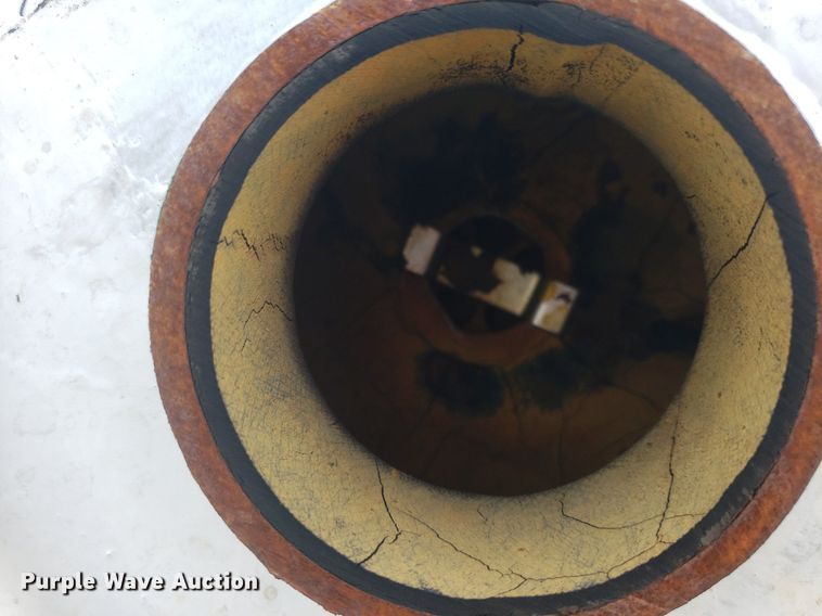 image for item DQ0575 (8) tanks