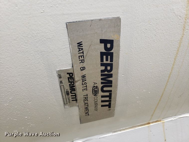 image for item DQ0575 (8) tanks