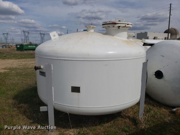 image for item DQ0575 (8) tanks