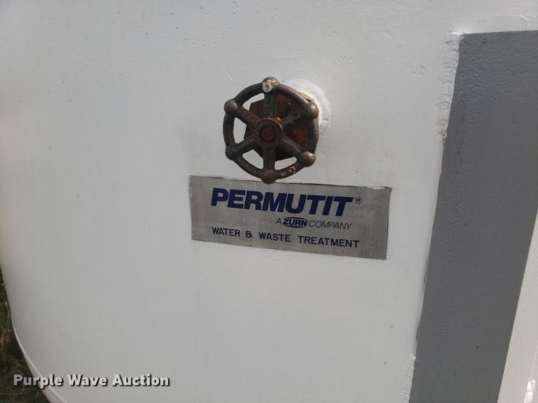 image for item DQ0575 (8) tanks