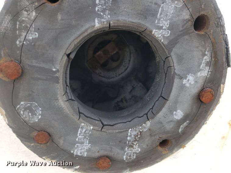 image for item DQ0575 (8) tanks