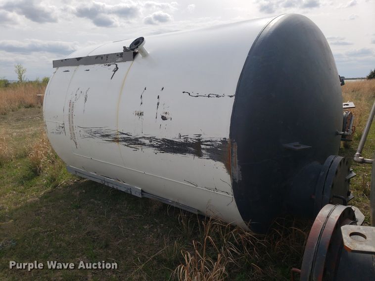 image for item DQ0575 (8) tanks