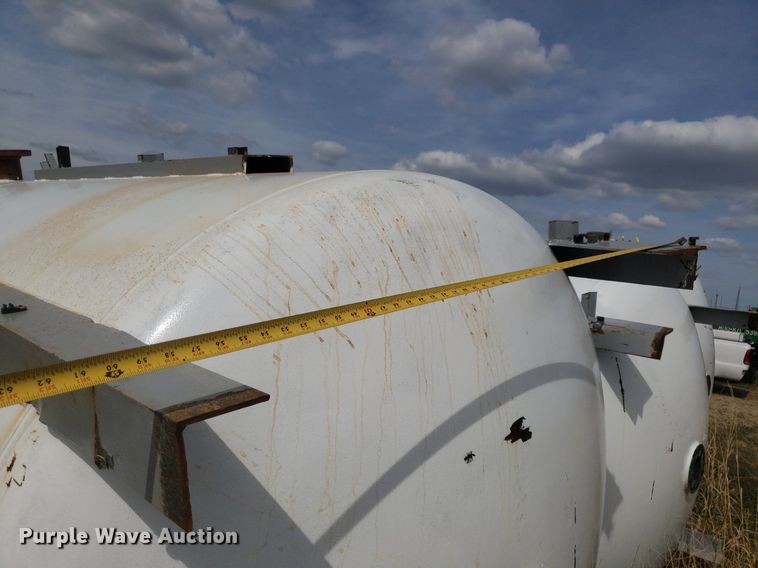 image for item DQ0575 (8) tanks