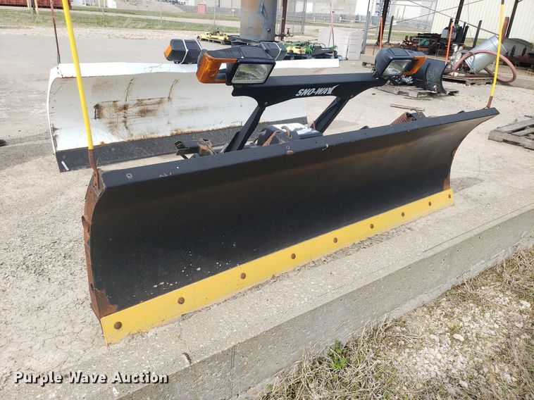 image for item DQ0576 Sno-Way  96"W snow plow