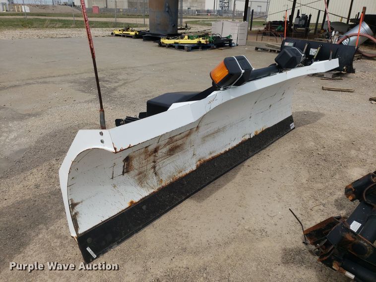image for item DQ0577 American Equipment  102"W snow plow